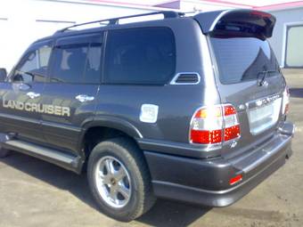 2007 Toyota Land Cruiser Photos