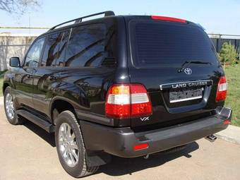 2007 Toyota Land Cruiser Photos