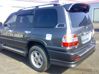 2007 Toyota Land Cruiser Photos