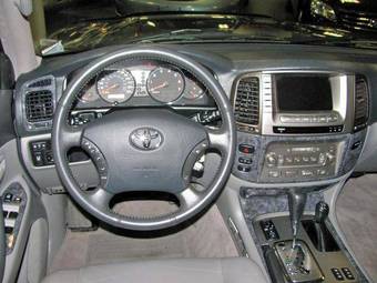 2007 Toyota Land Cruiser Pictures