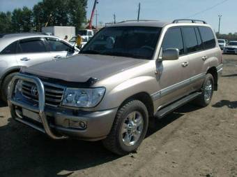 2007 Toyota Land Cruiser Photos