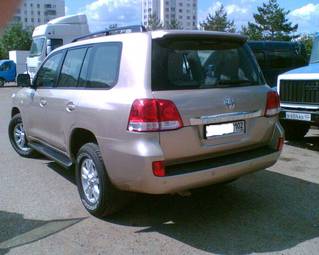 2007 Toyota Land Cruiser Photos