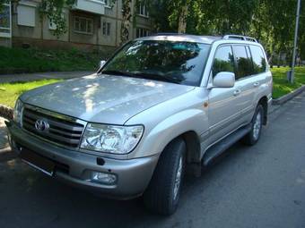 2007 Toyota Land Cruiser Photos