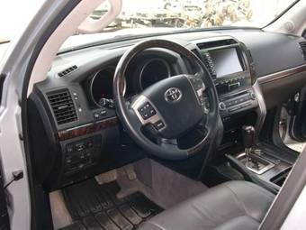 2007 Toyota Land Cruiser Pictures