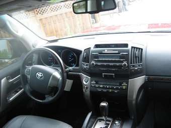 2008 Toyota Land Cruiser Pictures