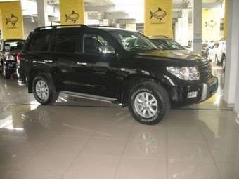 2008 Toyota Land Cruiser Photos
