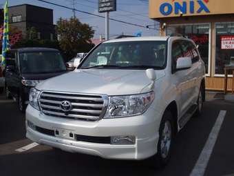 2008 Toyota Land Cruiser Photos