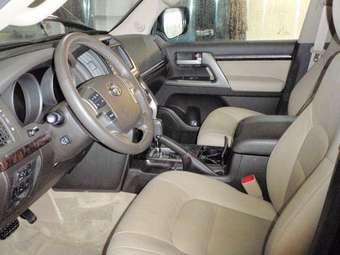 2008 Toyota Land Cruiser Photos