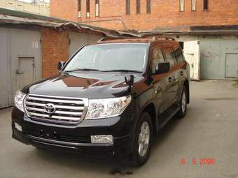 2008 Toyota Land Cruiser Pics