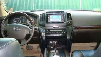 2008 Toyota Land Cruiser Photos