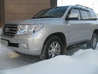 2008 Toyota Land Cruiser Pics