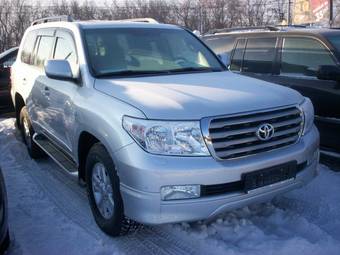 2008 Toyota Land Cruiser Photos