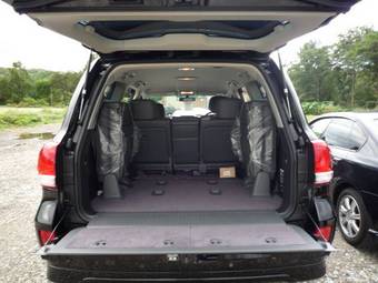 2008 Toyota Land Cruiser Pics