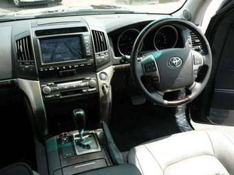 2008 Toyota Land Cruiser Photos