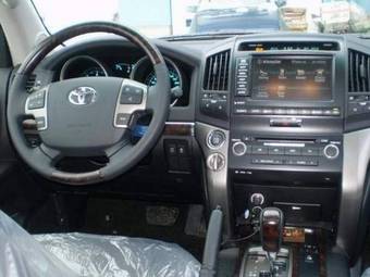 2008 Toyota Land Cruiser Pictures