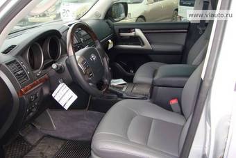 2008 Toyota Land Cruiser Pictures