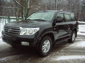 2008 Toyota Land Cruiser Pictures