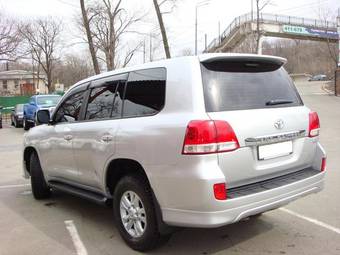 2008 Toyota Land Cruiser Photos