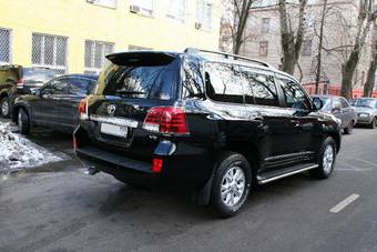 2008 Toyota Land Cruiser Pictures