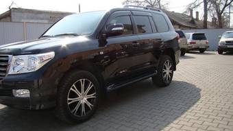 2008 Toyota Land Cruiser Pictures