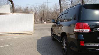 2008 Toyota Land Cruiser Pictures