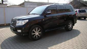 2008 Toyota Land Cruiser Photos