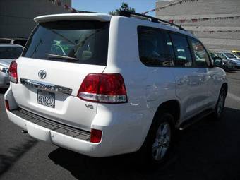 2008 Toyota Land Cruiser Photos