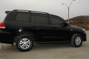 2008 Toyota Land Cruiser Pictures