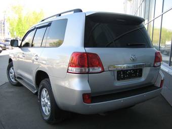 2008 Toyota Land Cruiser Photos