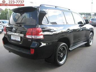 2008 Toyota Land Cruiser Photos