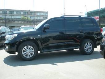 2008 Toyota Land Cruiser Pictures