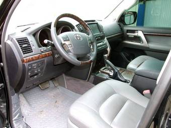 2008 Toyota Land Cruiser Images