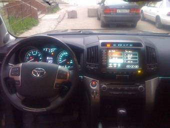 2008 Toyota Land Cruiser Photos