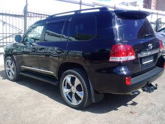 2008 Toyota Land Cruiser Pictures
