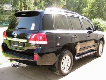2008 Toyota Land Cruiser Pictures