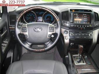 2008 Toyota Land Cruiser Photos