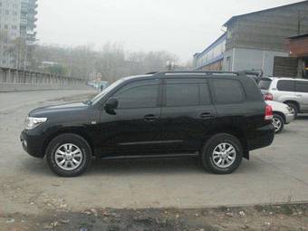 2008 Toyota Land Cruiser Pictures