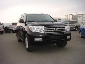 2008 Toyota Land Cruiser Pictures