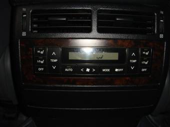 2008 Toyota Land Cruiser Photos