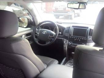 2008 Toyota Land Cruiser Pictures