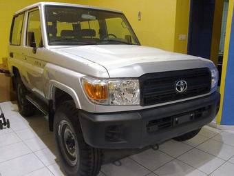 2008 Toyota Land Cruiser Pictures