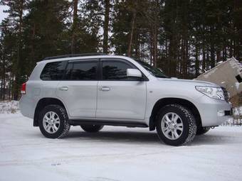 2008 Toyota Land Cruiser Pictures