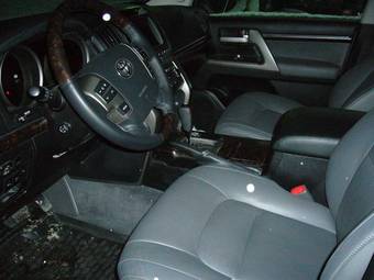 2008 Toyota Land Cruiser Pictures