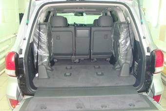 2008 Toyota Land Cruiser Pictures