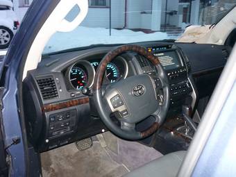 2008 Toyota Land Cruiser Pictures