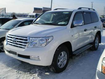 2008 Toyota Land Cruiser Pictures