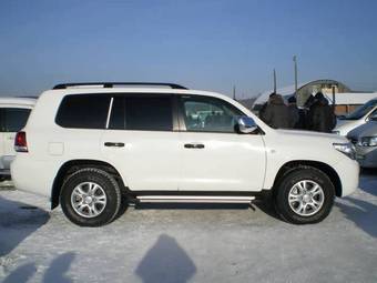 2008 Toyota Land Cruiser Pictures