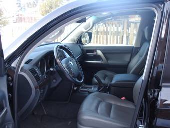 2008 Toyota Land Cruiser Photos