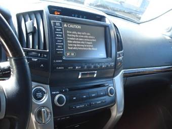 2008 Toyota Land Cruiser Pictures
