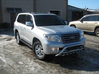 2008 Toyota Land Cruiser Photos